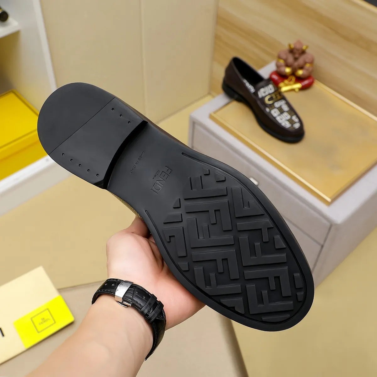 Men's shoes💰460 🕷🕷【FENDI】The latest men's formal leather shoes🇨🇳Classic series not to be missed💯The first layer is made of imported first-layer cowhide☘Original quality, the leather is smooth and delicate🎋The version is awesome, the perfect streamlined outline🍇🐮Leather lining, color, size 38-45...